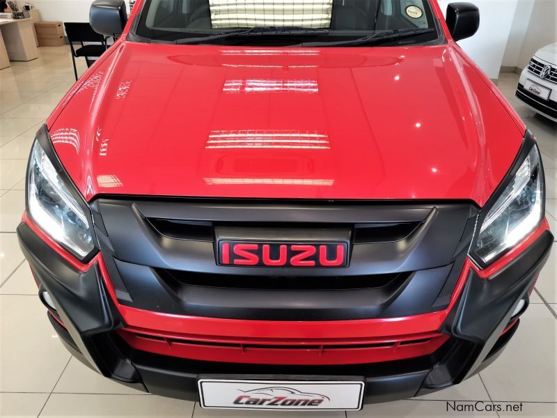 Isuzu KB 250 D-Max 4x4 Manual D/Cab X-Raider in Namibia