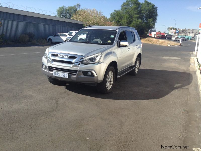 Isuzu MU-X 3.0 Diesel 4x4 Automatic 7 seater in Namibia