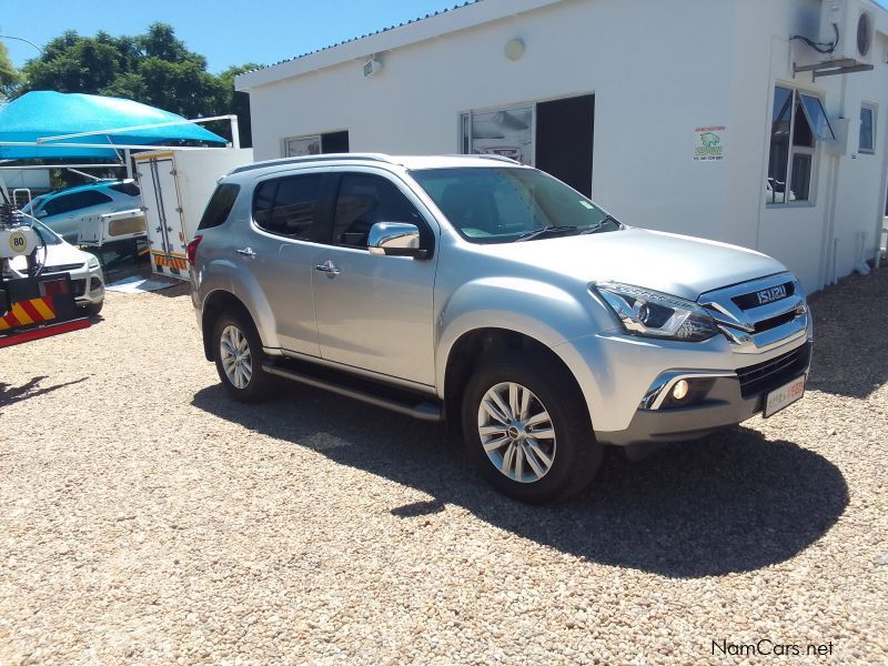 Isuzu MU-X 3.0 TDi 4x4  Auto in Namibia