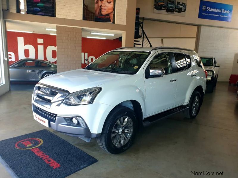 Isuzu MU-X 3.0D 4x4 A/T in Namibia