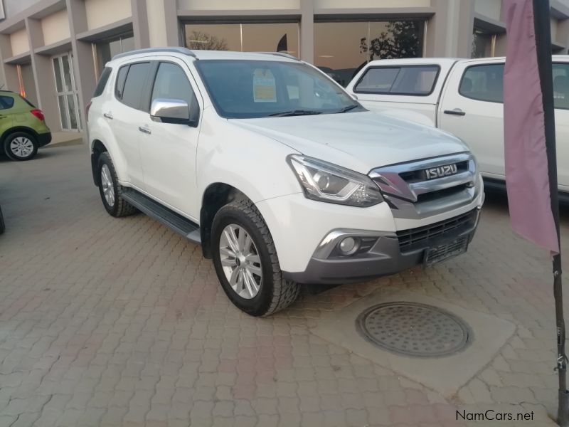 Isuzu MU-X 4X4 A/T in Namibia