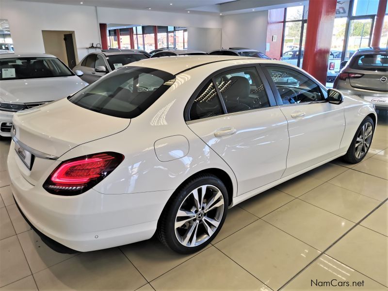 Mercedes-Benz C 220d A/T Avantgarde 143Kw in Namibia