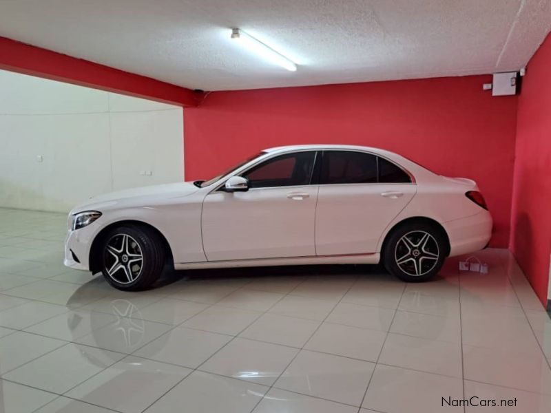Mercedes-Benz C180 A/T in Namibia