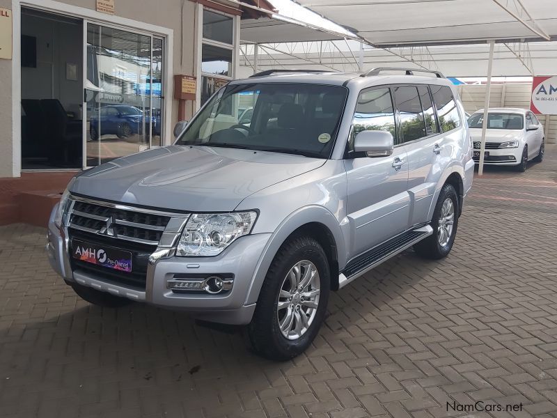 Mitsubishi Pajero LWB in Namibia