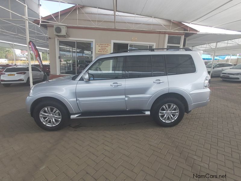 Mitsubishi Pajero LWB in Namibia