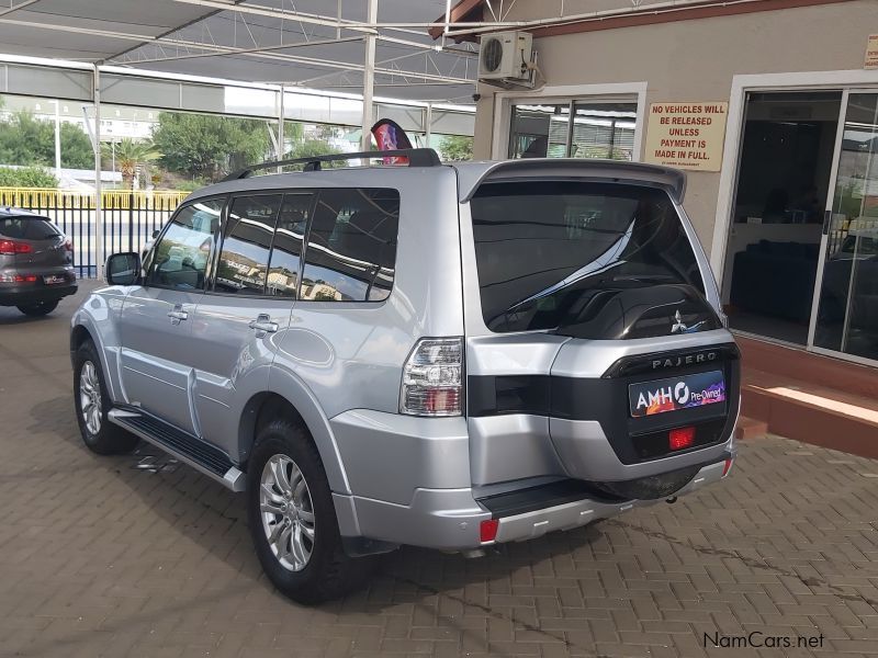 Mitsubishi Pajero LWB in Namibia