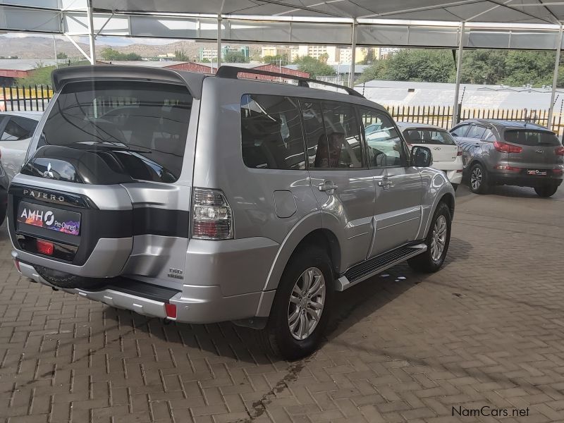 Mitsubishi Pajero LWB in Namibia