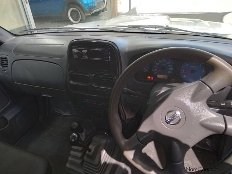 Nissan NP300 2.5 SC 4X4 in Namibia