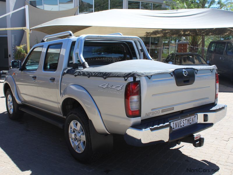 Nissan NP300 2.5CDI D/C 4X4 in Namibia