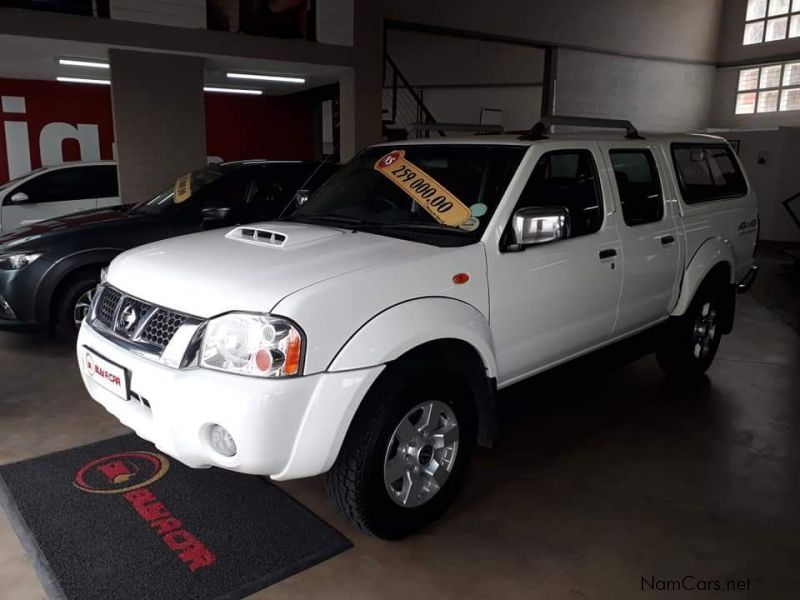 Nissan NP300 2.5TDI 4x4 D/C in Namibia