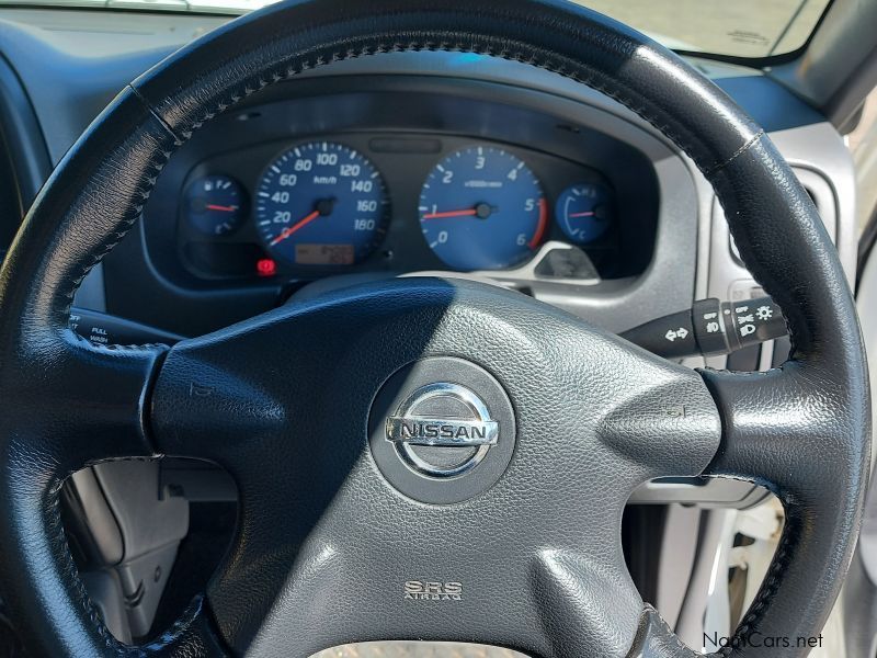 Nissan Np300 2.5 Tdi 4x4 P/u D/c in Namibia