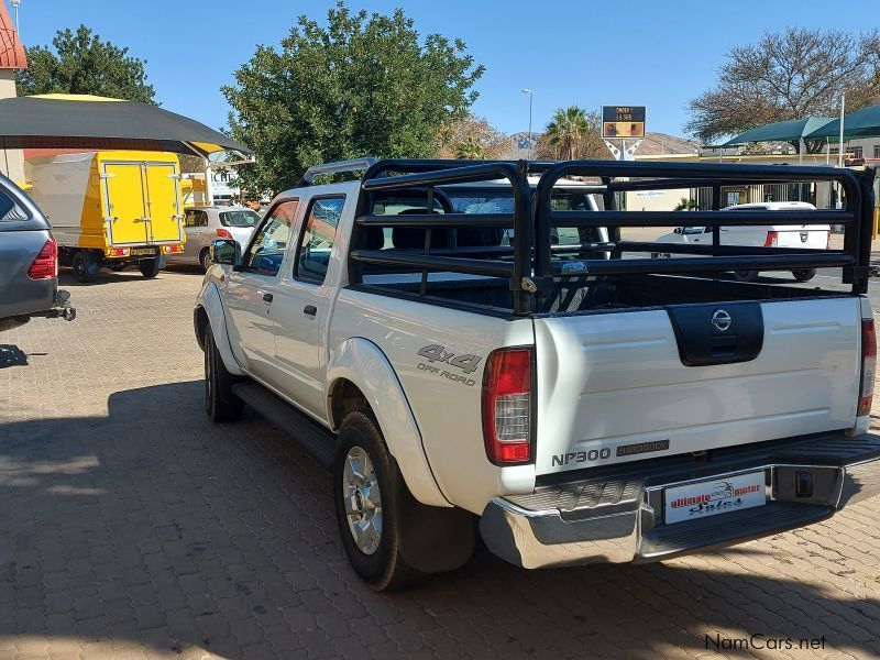 Nissan Np300 2.5 Tdi 4x4 P/u D/c in Namibia