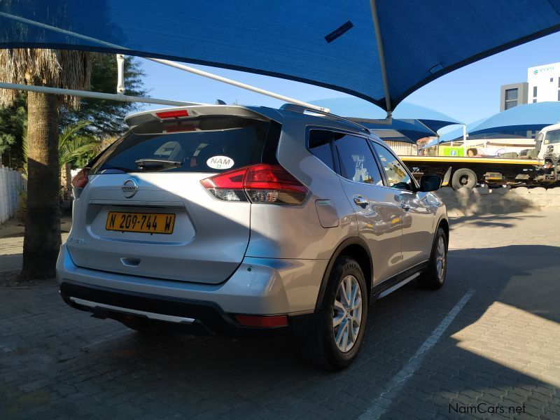 Nissan X-TRAIL 2.5 ACENTA CVT 4WD in Namibia