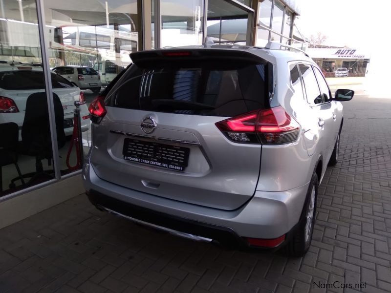 Nissan X-TRAIL 2.5CVT AWD in Namibia