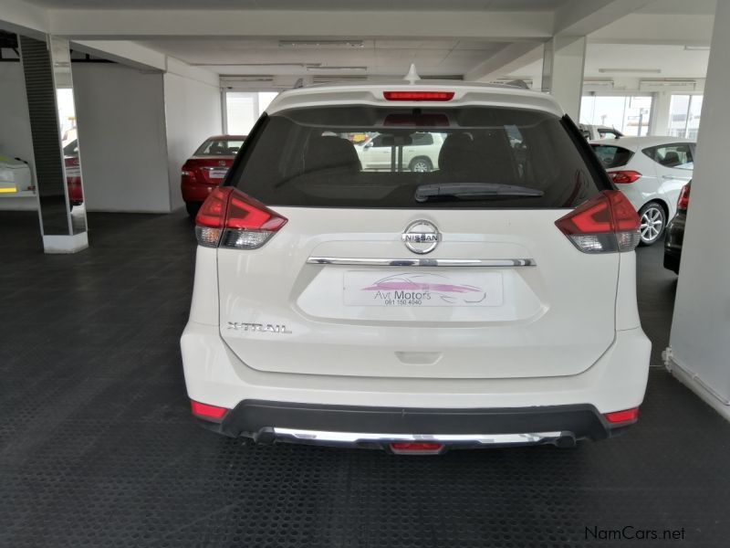 Nissan X-Trail 2.5 Acenta 4x4 CVT in Namibia