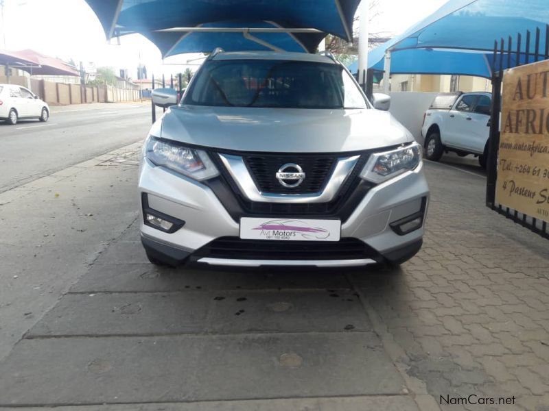 Nissan X-Trail 2.5 Acenta 4x4 CVT in Namibia