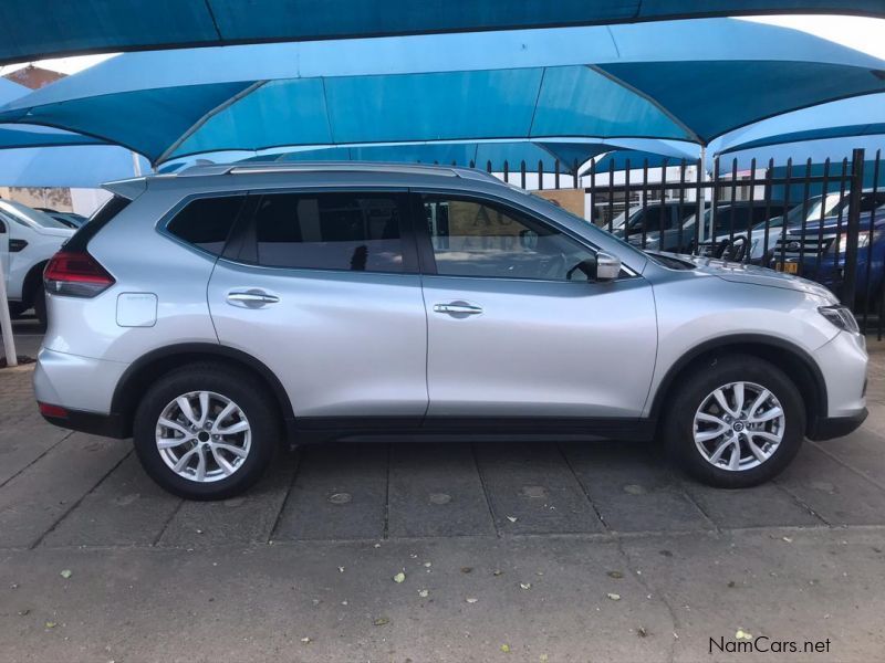 Nissan X-Trail 2.5 Acenta AWD CVT in Namibia