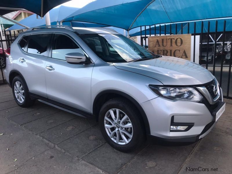 Nissan X-Trail 2.5 Acenta AWD CVT in Namibia