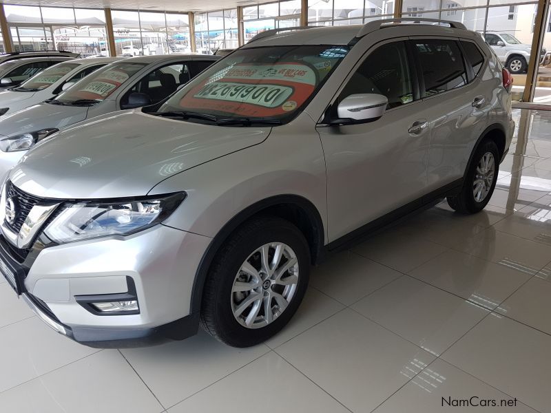 Nissan X-Trail 2.5 CVT 4x4 Acenta in Namibia