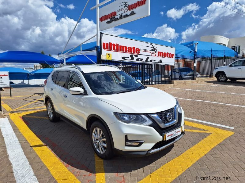 Nissan X-trail 2.5 CVT 4x4  Accenta in Namibia
