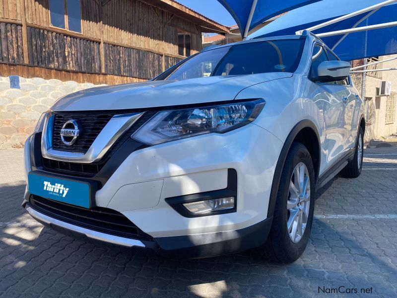 Nissan XTRAIL 2.5 ACENTA CVT 4WD in Namibia