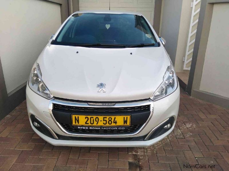 Peugeot 208 1.2 Allure Pure Tech 5dr in Namibia