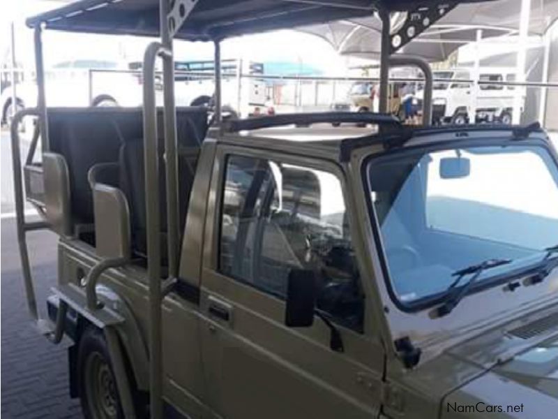 Suzuki Gypsy 1.3 P/Up 4x4 Game-Viewer in Namibia