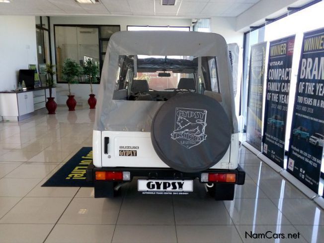 Suzuki Gypsy 1.3i 4x4 in Namibia