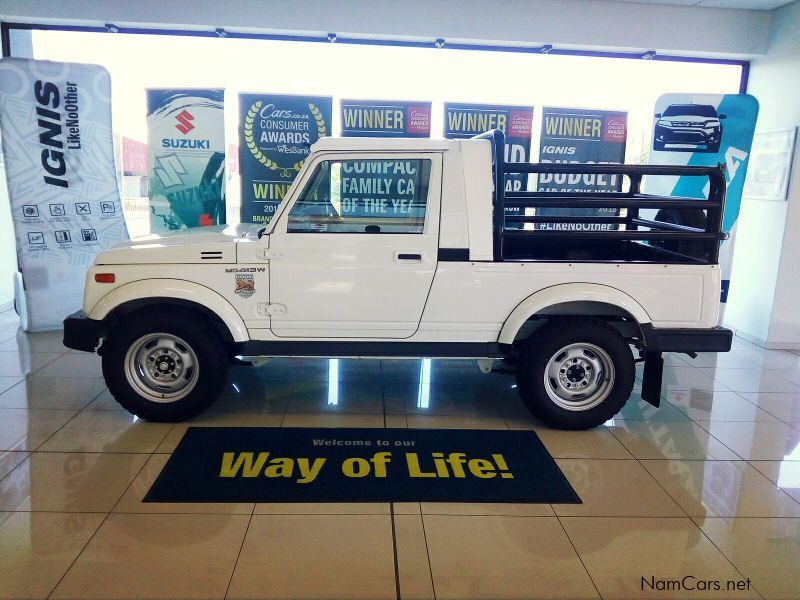Suzuki Gypsy 1.3i 4x4 in Namibia