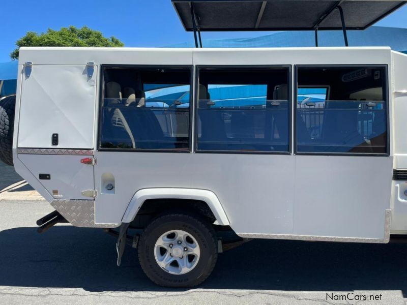 Toyota 4.2 Land Cruiser 9 seater in Namibia