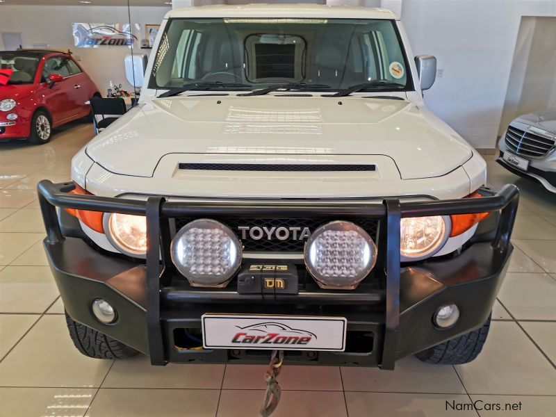 Toyota FJ Cruiser 4.0 V6 A/T in Namibia