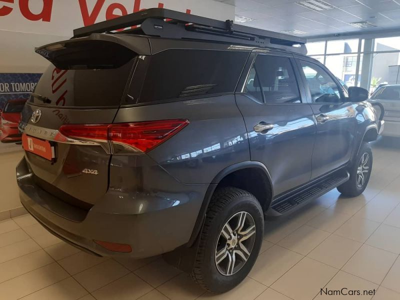 Toyota FORTUNER 2.4 4X4 A/T in Namibia