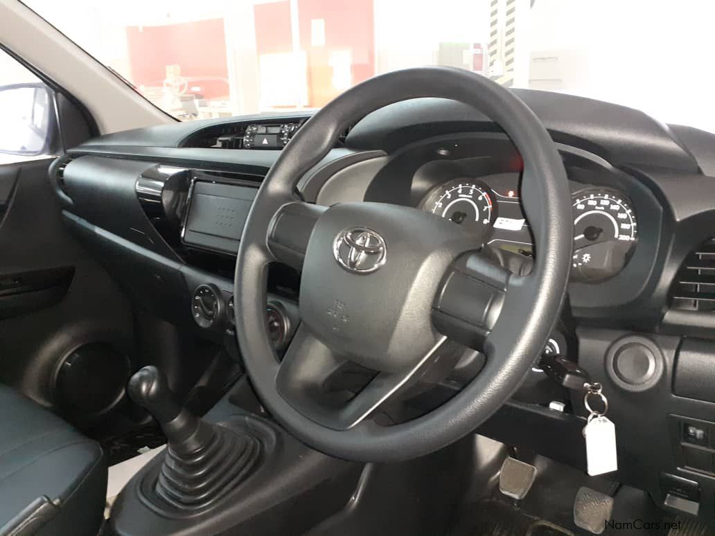 Toyota HILUX 2.0 VVTi AC S/CAB 5MT in Namibia