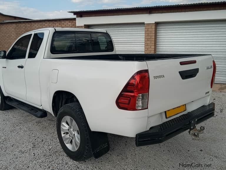 Toyota HILUX 2.4 in Namibia
