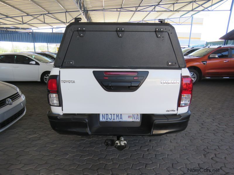 Toyota HILUX GD6 2.4  D/CAB 4X4  SRX MAN in Namibia