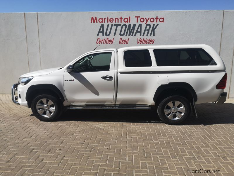 Toyota HILUX SC 2.4 in Namibia