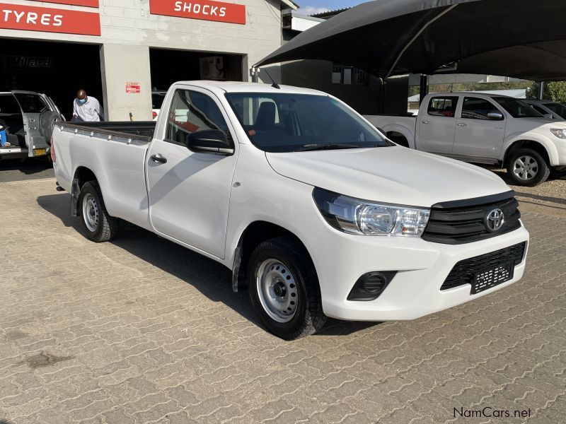 Toyota HiLUX 2.0 in Namibia