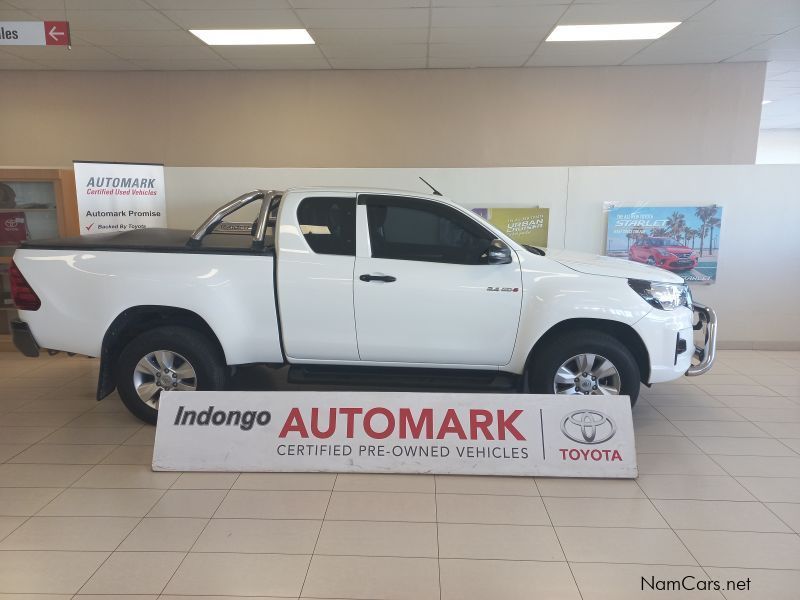 Toyota Hilux 2.4 Extra Cab in Namibia