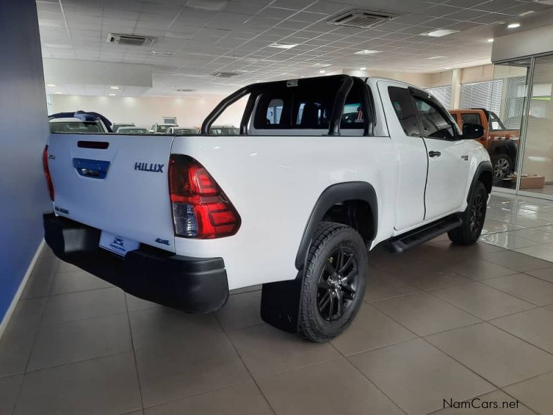 Toyota Hilux 2.8GD6 Raider E/C 4x4 A/T in Namibia