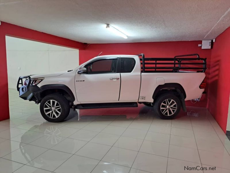 Toyota Hilux 2.8GD6 Raider E/C 4x4 AT in Namibia