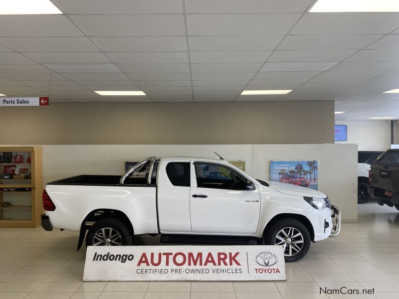 Toyota Hilux Extra Cab 2.4 GD-6 SRX AT 2x4 in Namibia