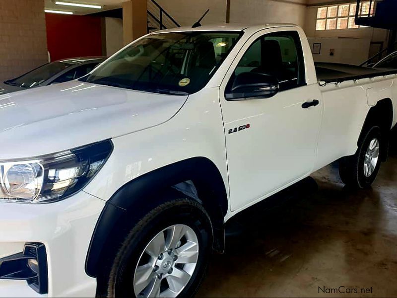 Toyota Hilux SRX Raised Body 2.4 GD6 in Namibia