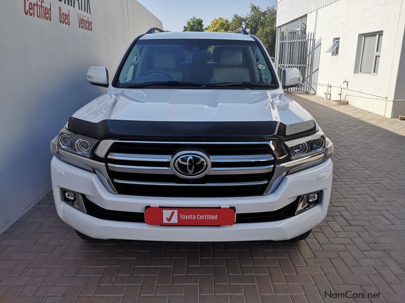 Toyota LAND CRUISER 200 SERIES VX-R in Namibia