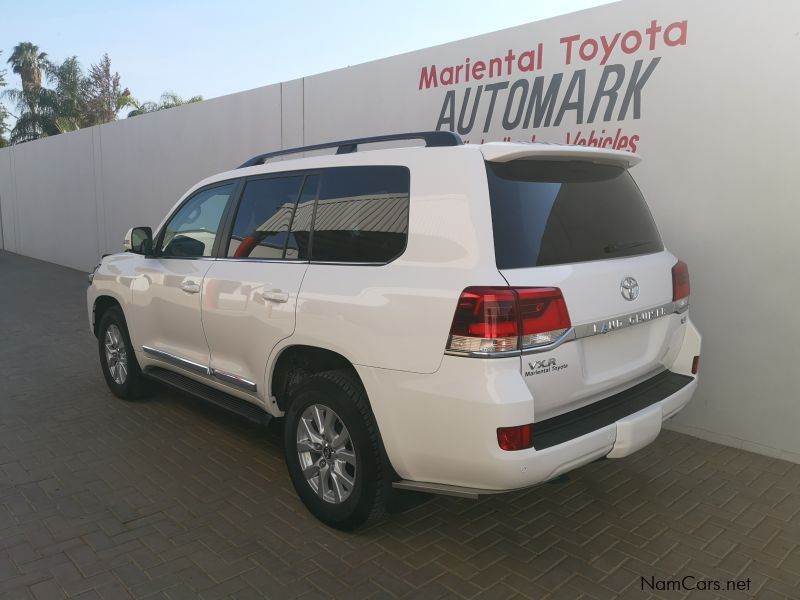 Toyota LAND CRUISER 200 SERIES VX-R in Namibia