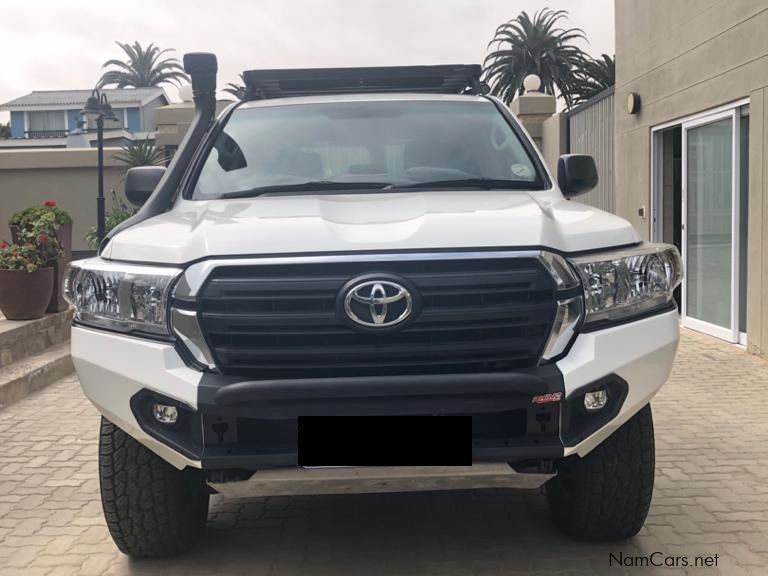 Toyota Land Cruiser GXR -200 in Namibia