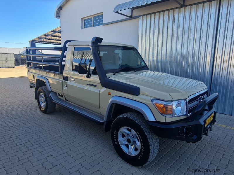 Toyota Landcruiser 4.0 V6 in Namibia