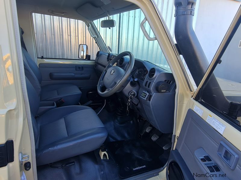 Toyota Landcruiser 4.0 V6 in Namibia