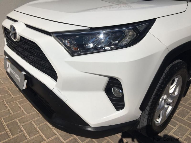 Toyota RAV4  2.0L GX CVT in Namibia