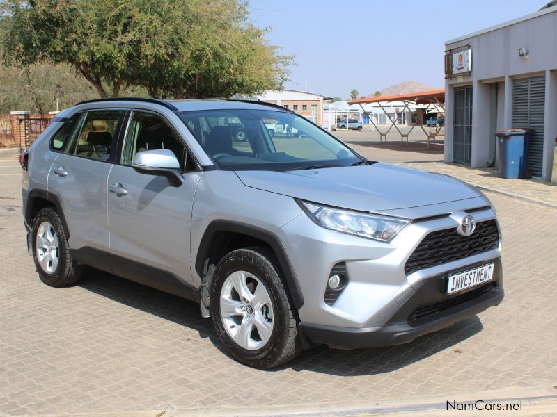 Toyota RAV4 2.0I A/T GX 4X2 in Namibia