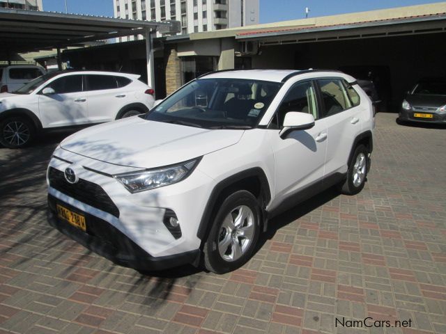 Toyota Rav 4 CVT GX in Namibia